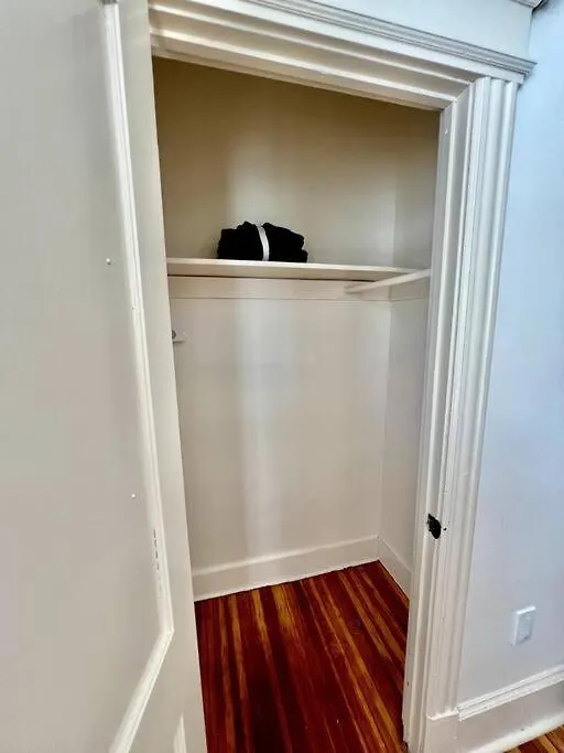 Modern Apartment - 3 Bedrooms, 2 Bathrooms New York United States