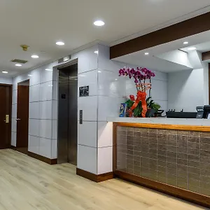 2* Hotel Flushing 88